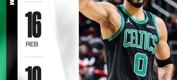 亚博体育-海港技术犯规送分，塔图姆主帅怒摔战术板！